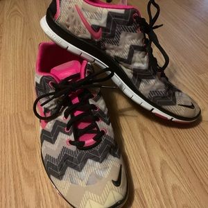 Cute Women’s Nike Free 5.0